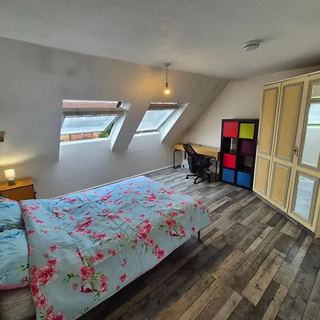 Spacious And Elegant Guest House With En-Suites Available In Canary Wharf London Exterior photo
